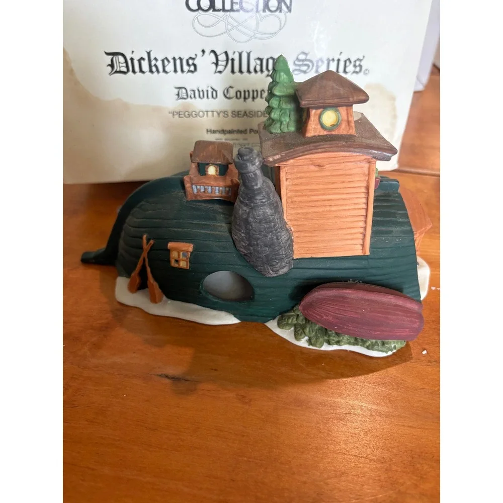 Department 56 Dickens Village Peggotty's Seaside Cottage David Copperfield Green